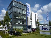 Institutsgebäude des IFOS